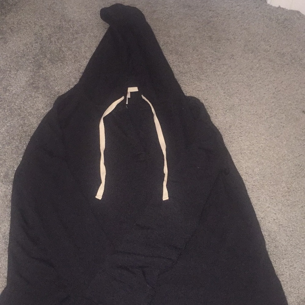 Black V-neck Hoodie